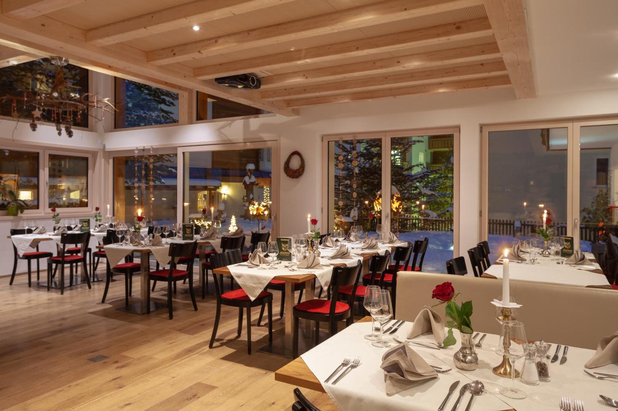 Jaegerhof Serviced Apartements Zermatt Exterior photo